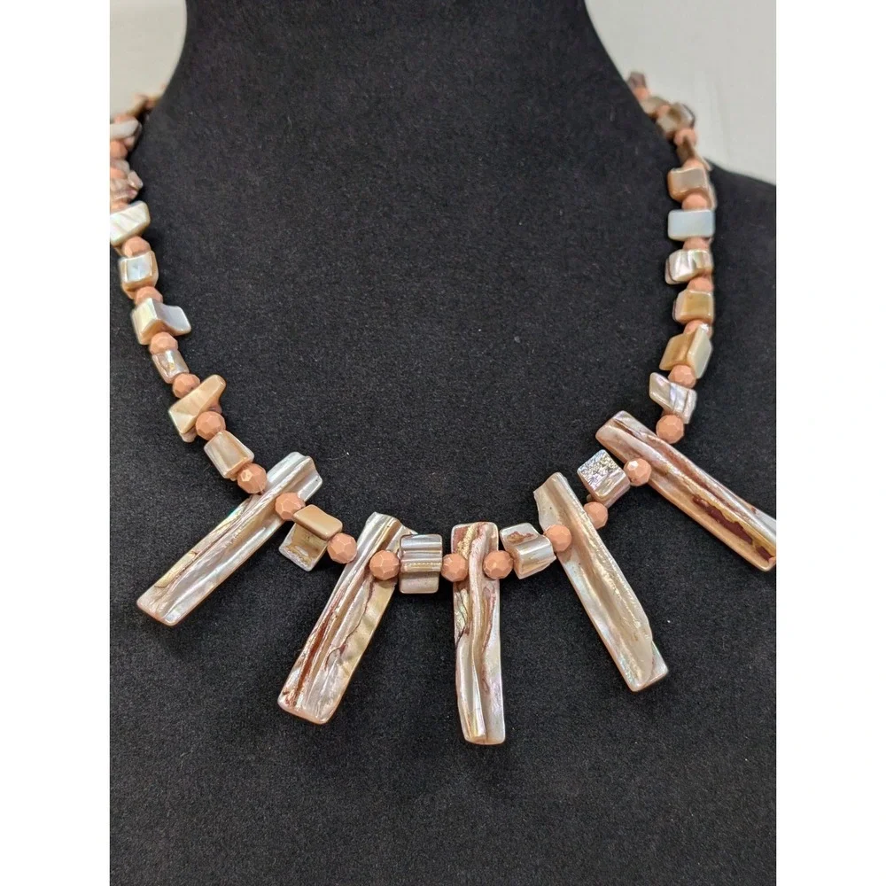 Vintage Silver Twist Barrel with Orange Shell Disk Statement Necklace‎